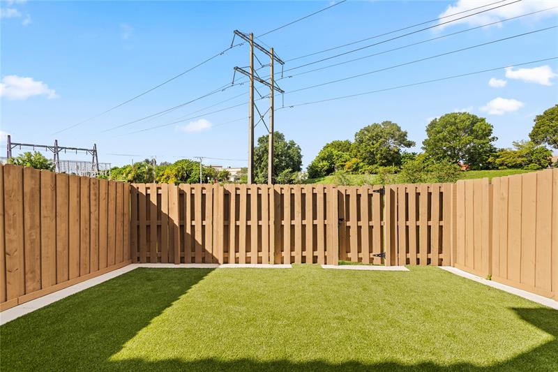 4614 NW 120th Way Coral Springs FL 33076