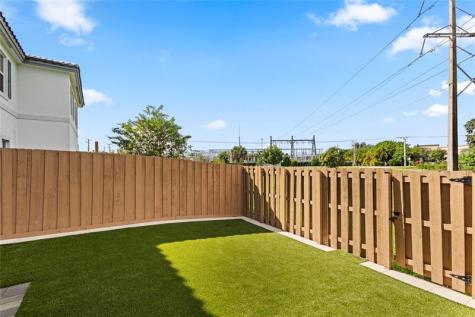 4614 NW 120th Way Coral Springs FL 33076