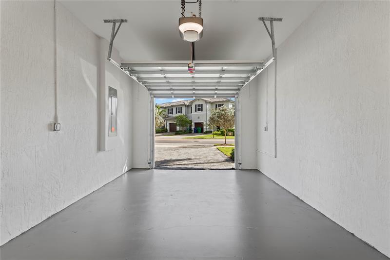 4614 NW 120th Way Coral Springs FL 33076