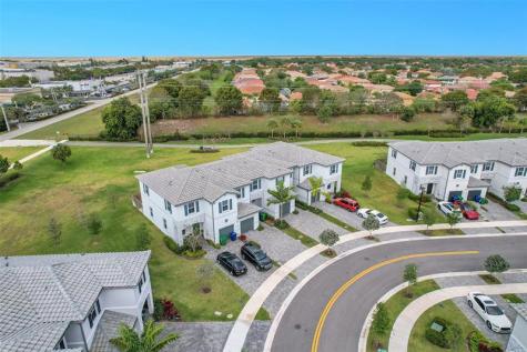 4614 NW 120th Way Coral Springs FL 33076