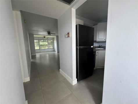 9235A Lagoon Place Davie FL 33324