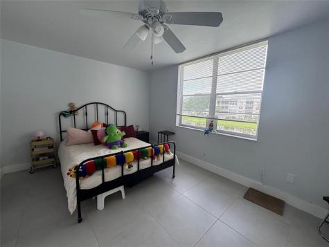 9235A Lagoon Place Davie FL 33324