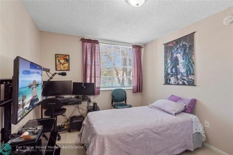 2133 Renaissance Boulevard Miramar FL 33025