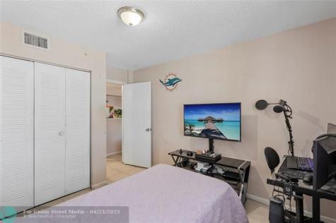 2133 Renaissance Boulevard Miramar FL 33025