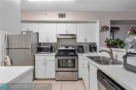 2133 Renaissance Boulevard Miramar FL 33025