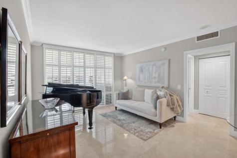 350 SE 2nd Street Fort Lauderdale FL 33301