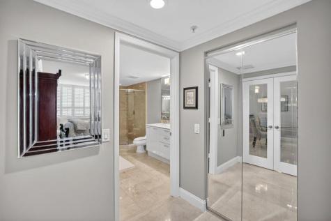 350 SE 2nd Street Fort Lauderdale FL 33301