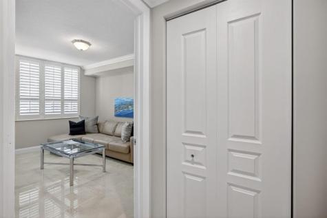 350 SE 2nd Street Fort Lauderdale FL 33301