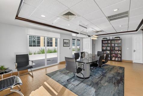 350 SE 2nd Street Fort Lauderdale FL 33301