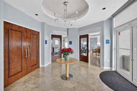 350 SE 2nd Street Fort Lauderdale FL 33301