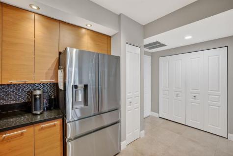 350 SE 2nd Street Fort Lauderdale FL 33301