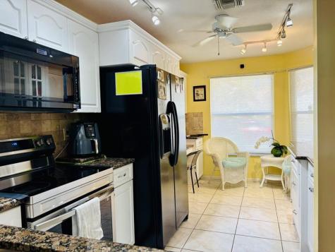 7426 Pinewalk Drive Margate FL 33063