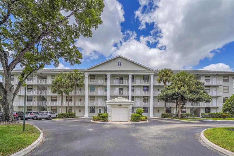 1713 Whitehall Drive Davie FL 33324