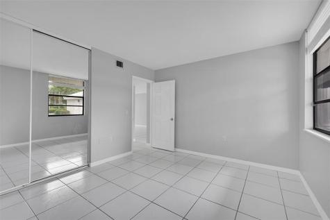 1713 Whitehall Drive Davie FL 33324