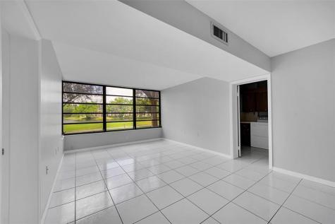 1713 Whitehall Drive Davie FL 33324