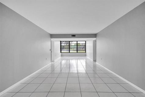 1713 Whitehall Drive Davie FL 33324