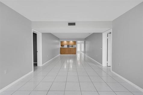 1713 Whitehall Drive Davie FL 33324