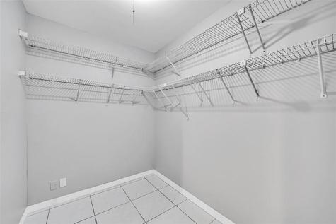 1713 Whitehall Drive Davie FL 33324