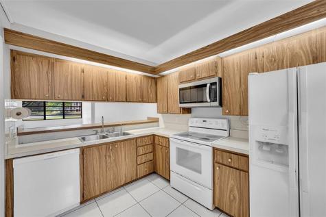 1713 Whitehall Drive Davie FL 33324