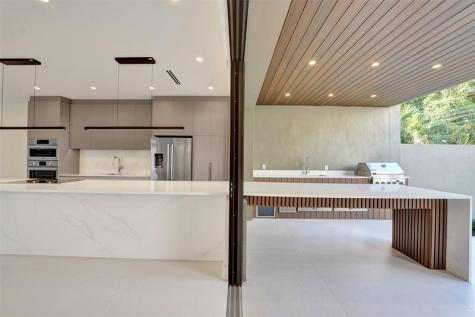 1527 NE 15th Avenue Fort Lauderdale FL 33304