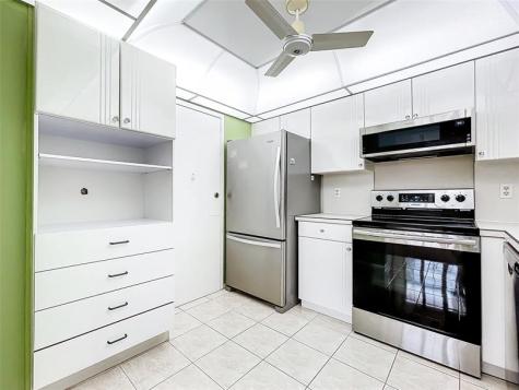 1160 N Federal Highway Fort Lauderdale FL 33304