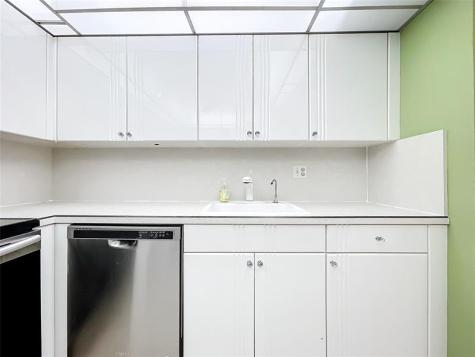 1160 N Federal Highway Fort Lauderdale FL 33304