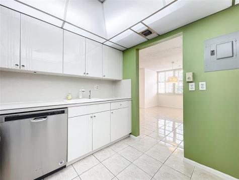 1160 N Federal Highway Fort Lauderdale FL 33304