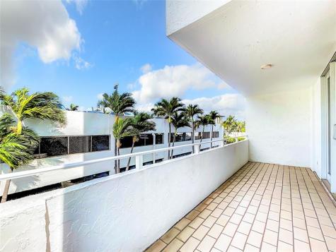 1160 N Federal Highway Fort Lauderdale FL 33304