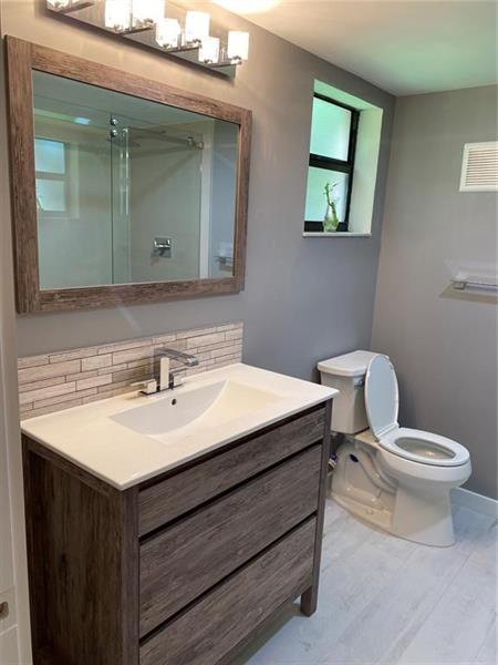 2941 N Nob Hill Road Sunrise FL 33322