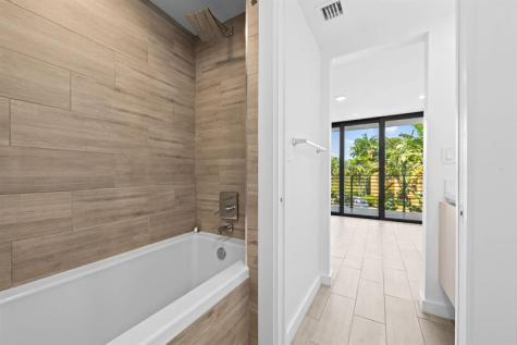 722 NE 15th Avenue Fort Lauderdale FL 33304