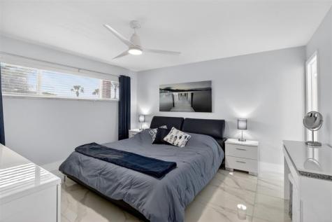 9623 S Hollybrook Lake Drive Pembroke Pines FL 33025