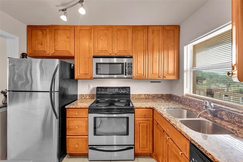 9261 Sunrise Lakes Boulevard Sunrise FL 33322