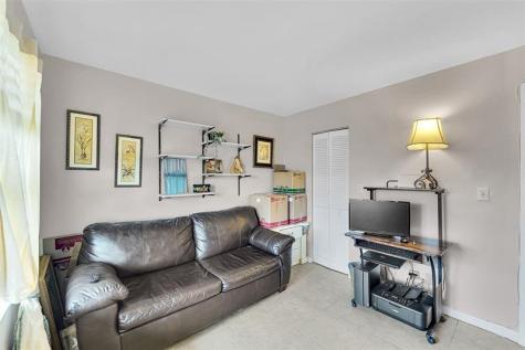 9261 Sunrise Lakes Boulevard Sunrise FL 33322