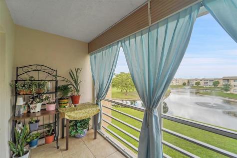 9261 Sunrise Lakes Boulevard Sunrise FL 33322