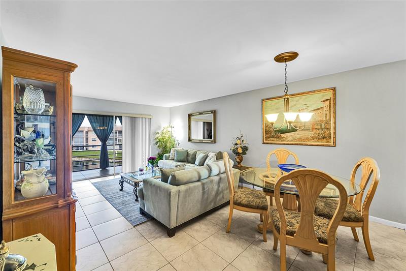 9261 Sunrise Lakes Boulevard Sunrise FL 33322