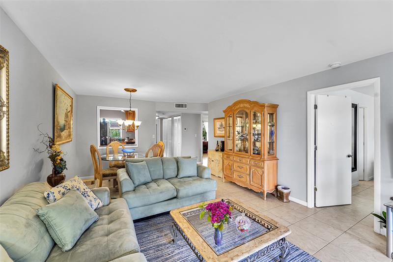 9261 Sunrise Lakes Boulevard Sunrise FL 33322