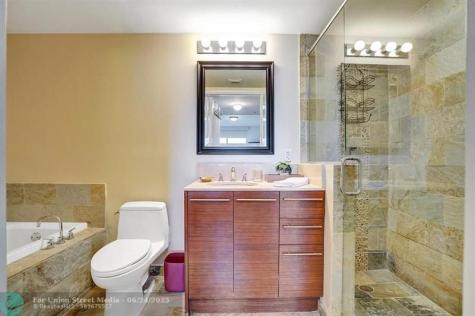 2641 N Flamingo Road Sunrise FL 33323