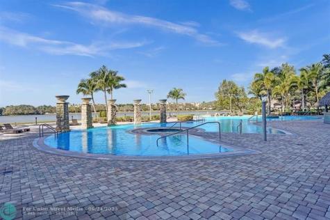 2641 N Flamingo Road Sunrise FL 33323
