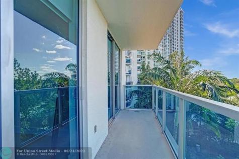 2641 N Flamingo Road Sunrise FL 33323