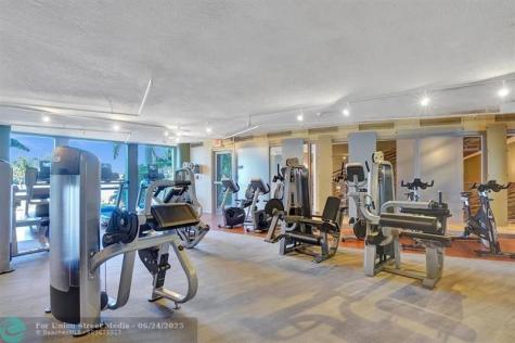 2641 N Flamingo Road Sunrise FL 33323