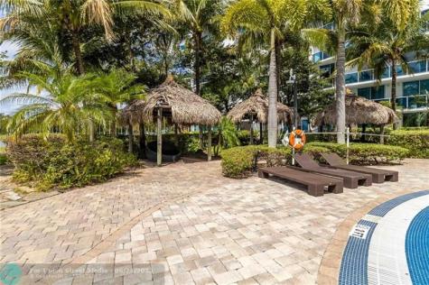2641 N Flamingo Road Sunrise FL 33323