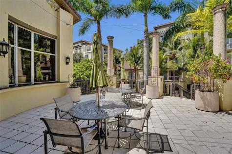 2617 NE 14th Avenue Wilton Manors FL 33334
