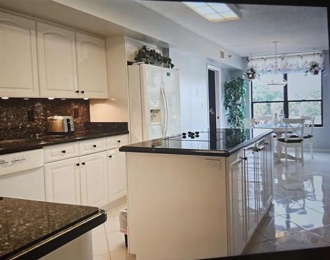 7567 Imperial Drive Boca Raton FL 33433