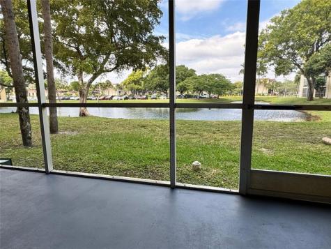 Lauderdale Lakes FL 33319