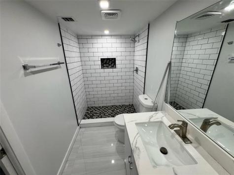 Lauderdale Lakes FL 33319