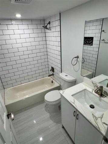 Lauderdale Lakes FL 33319