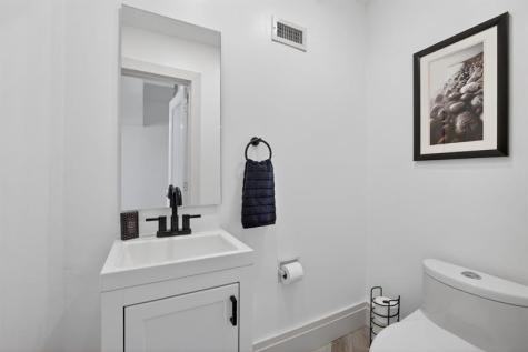 7 Coventry Way Wilton Manors FL 33305