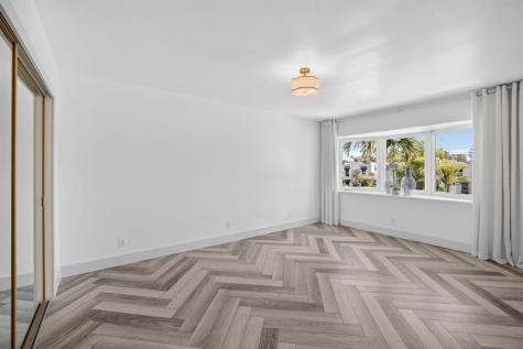 7 Coventry Way Wilton Manors FL 33305