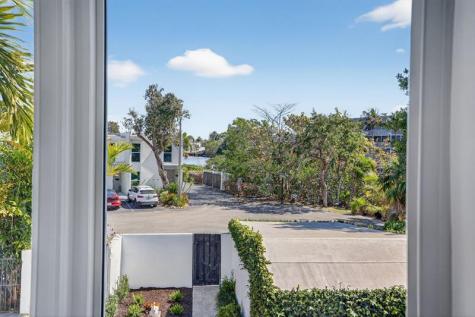 7 Coventry Way Wilton Manors FL 33305
