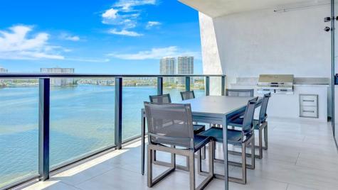 5000 Island Estates Drive Aventura FL 33160